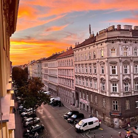 Trendy Apartment Near Schloss Schoenbrunn Viena Exterior foto