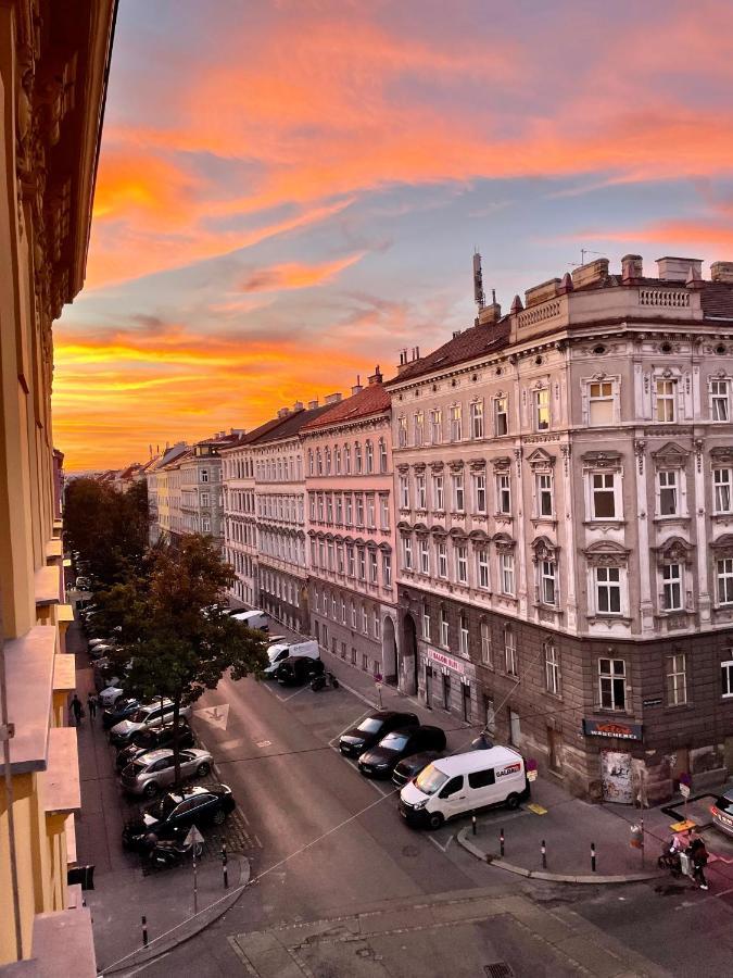 Trendy Apartment Near Schloss Schoenbrunn Viena Exterior foto