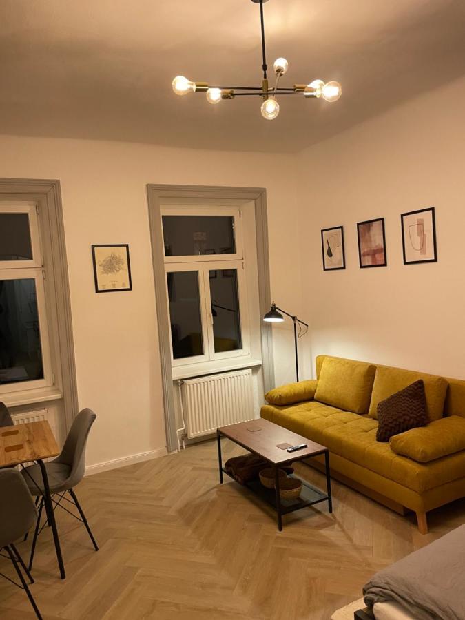 Trendy Apartment Near Schloss Schoenbrunn Viena Exterior foto